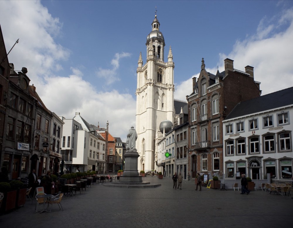 Halle, Grote Markt-PM 46290