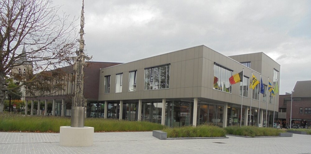 Gemeentehuis van Zedelgem - 2019-1