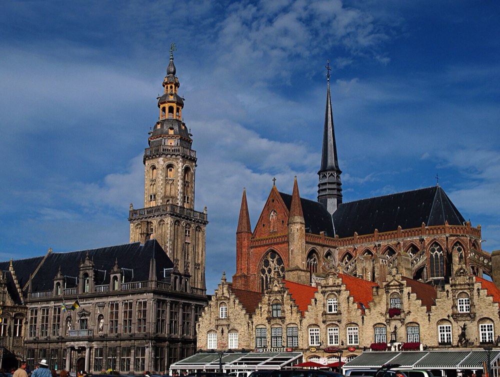 Veurne markt