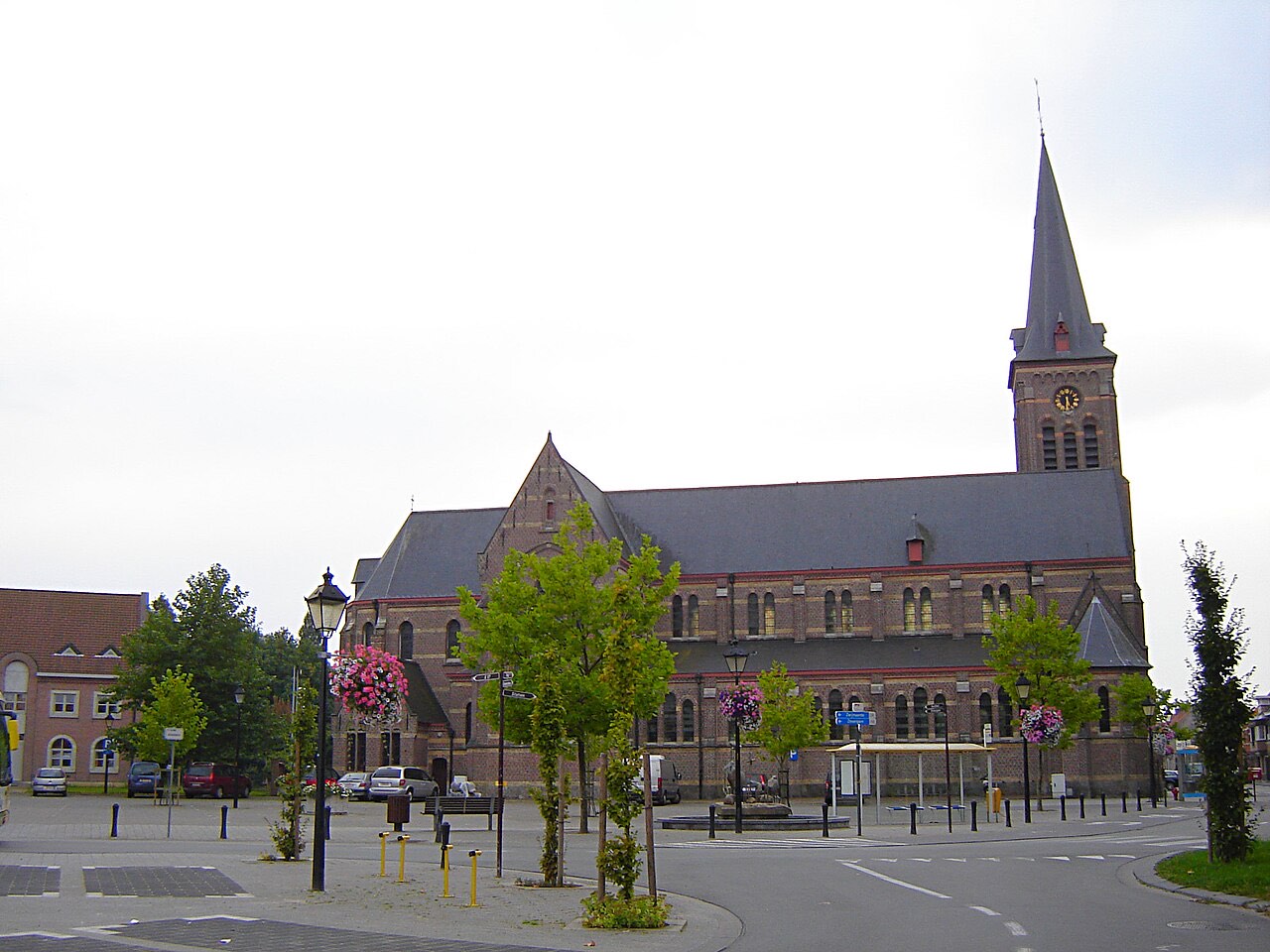 De Pinte - Sint-Niklaas van Tolentijnkerk — Nazareth-De Pinte