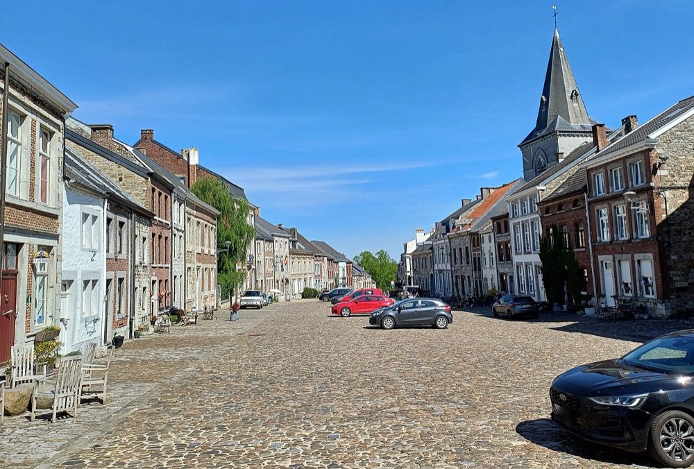 Place Saint-Georges, Limbourg Ville Haute (2)