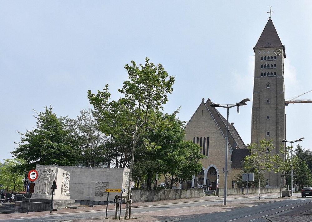 Sint-Martinuskerk (21611) (Genk) 19-05-2019 12-21-58