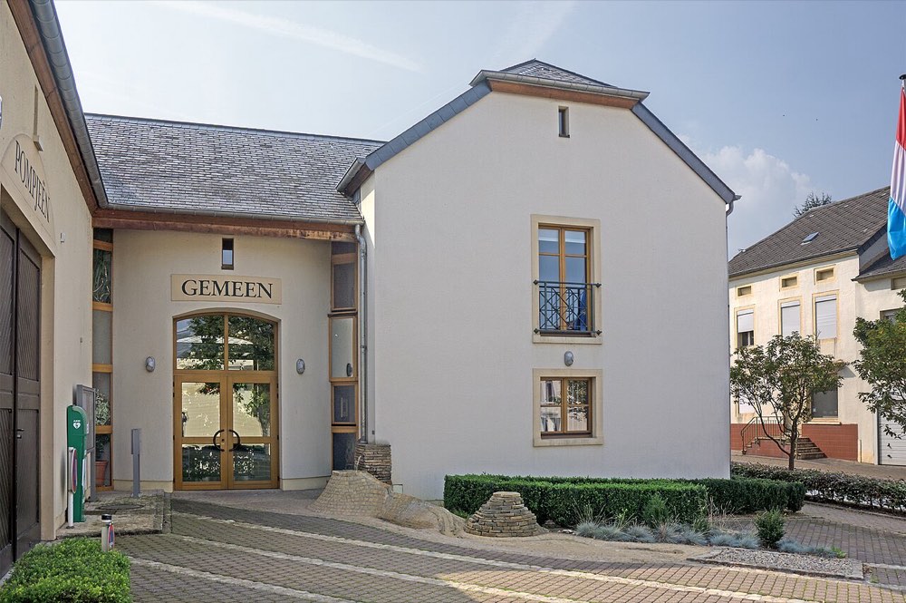 Town hall Stadtbredimus 01