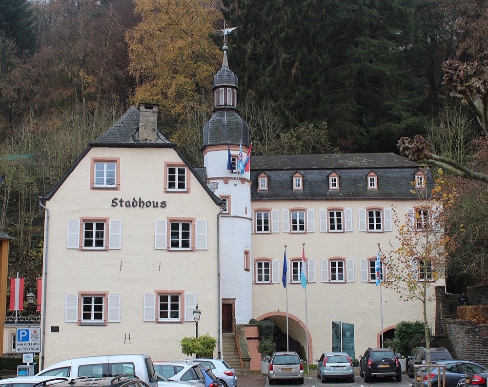 Vianden town hall 2011-11