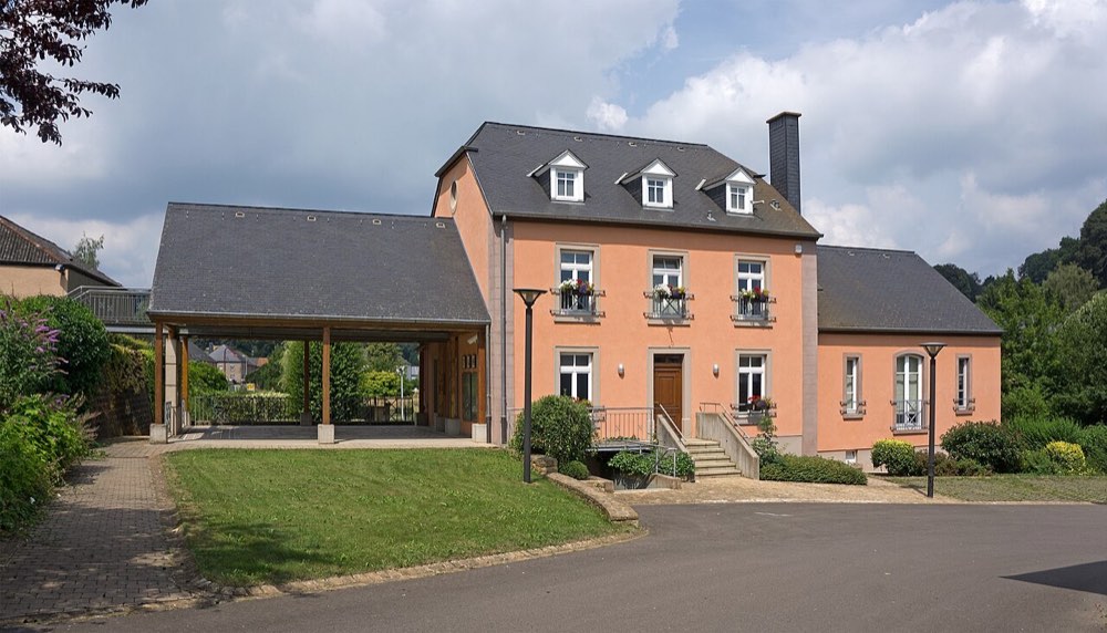 Vichten town hall 01