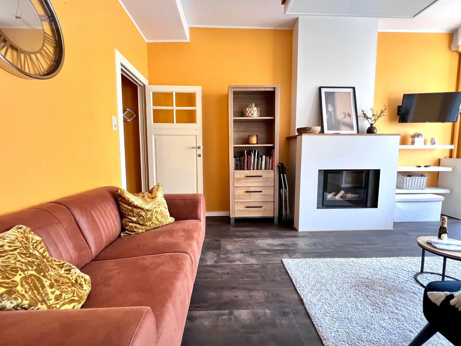 Interior of a short-stay home managed by Hexuvium